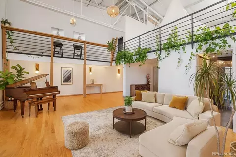 3377 Blake St #207, Denver, CO 80205