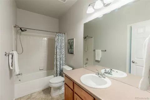 21061 E Mansfield Pl, Aurora, CO 80013 photo 13