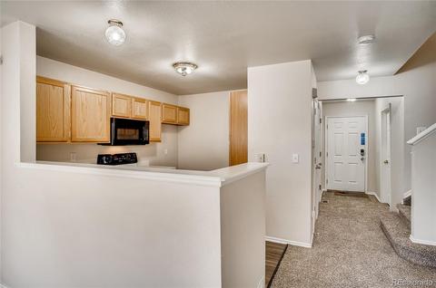 3149 E 106th Ave, Northglenn, CO 80233 photo 6
