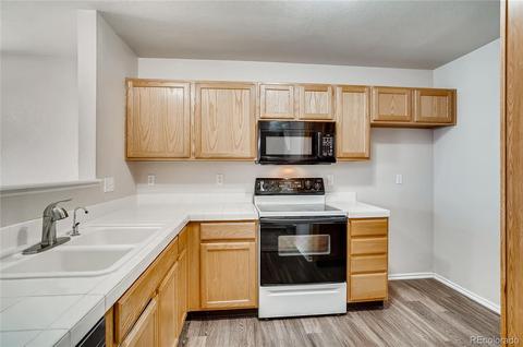 3149 E 106th Ave, Northglenn, CO 80233 photo 7
