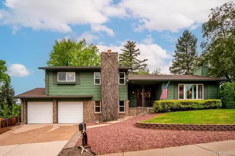 2419 S Holland Ct, Lakewood, CO 80227
