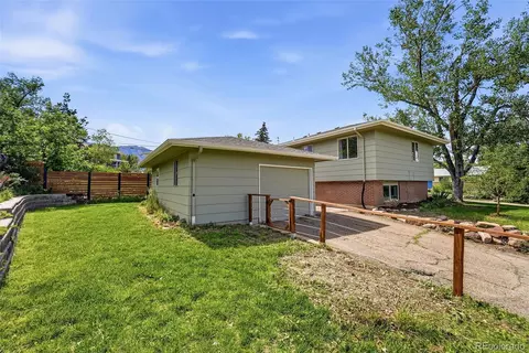 Exterior - 4400 Brookfield Dr, Boulder, CO 80305 photo 10 of 11