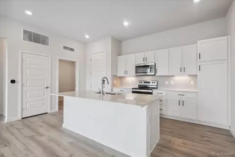 487 Interlocken Blvd #406, Broomfield, CO 80021