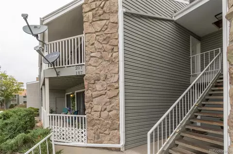 921 S Walden St #207, Aurora, CO 80017