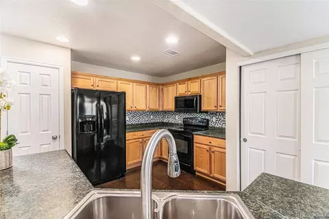 Kitchen - 5890 Ceylon St #D, Denver, CO 80249 photo 3 of 4