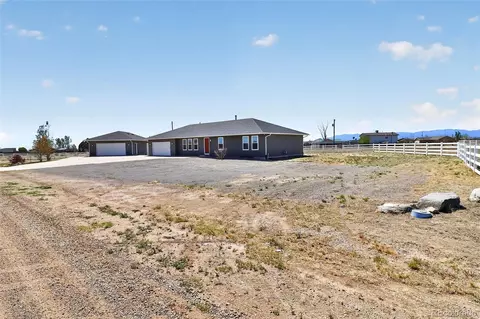 668 E Milt Dr, Pueblo, CO 81007