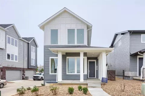 739 Carabiner Dr, Erie, CO 80516