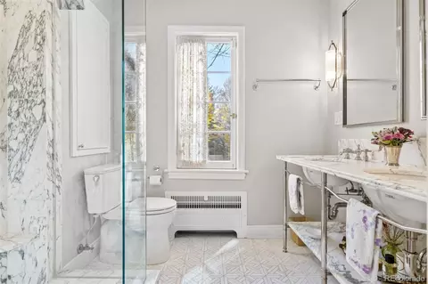 Bath - 2230 E 4th Ave, Denver, CO 80206 photo 2 of 4