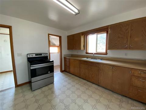 715 E Rio Blanco Ave, Rangely, CO 81648 photo 6