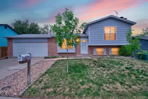1313 S Zeno St, Aurora, CO 80017