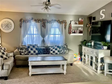 10658 Bald Eagle Cir, Longmont, CO 80504 photo 4