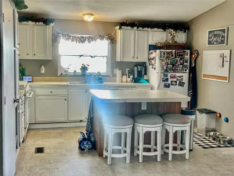10658 Bald Eagle Cir, Longmont, CO 80504 photo 6