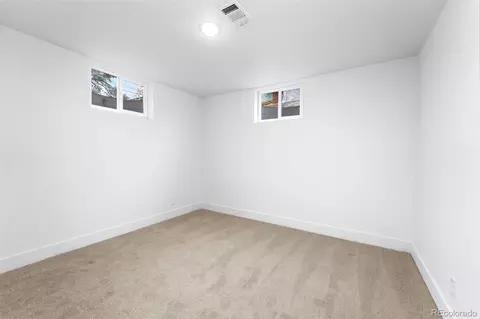 7151 Larsh Dr, Denver, CO 80221 photo 24