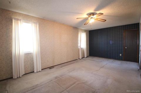 16438 E 18th Pl, Aurora, CO 80011 photo 9