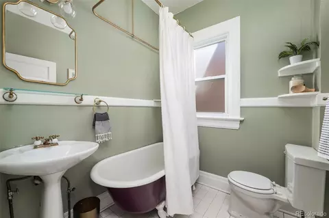 Bath - 607 E 16th Ave, Denver, CO 80203 photo 2 of 2