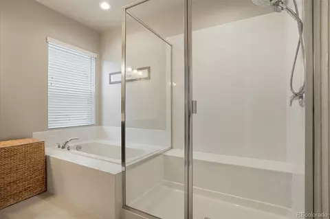 Bath - 6785 E 119th Ave, Thornton, CO 80233 photo 2 of 3