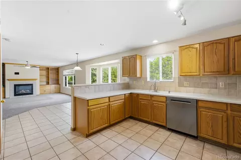 2105 E 127th Pl, Thornton, CO 80241 photo 13