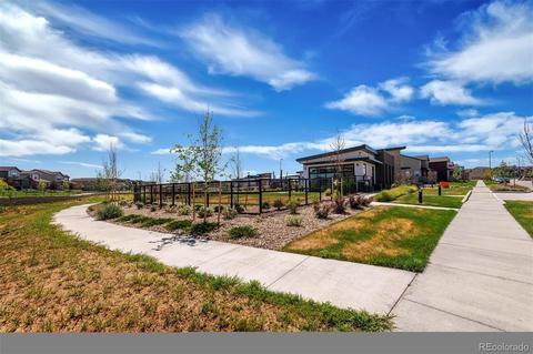 15784 E Warner Dr, Denver, CO 80239 photo 28