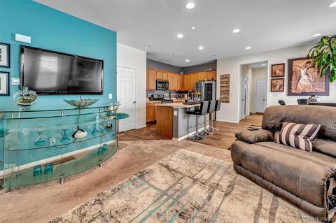 15784 E Warner Dr, Denver, CO 80239 photo 7