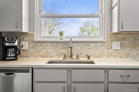 Kitchen - 5452 E 108th Pl, Thornton, CO 80233 photo 2 of 3