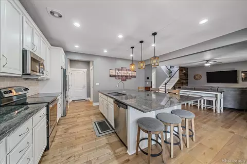 Kitchen - 25160 Ellsworth Dr, Aurora, CO 80018 photo 5 of 6