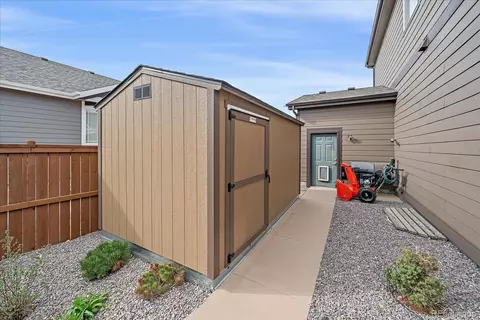 Exterior - 25160 Ellsworth Dr, Aurora, CO 80018 photo 7 of 7