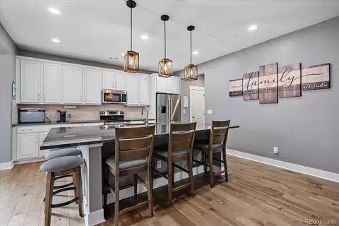 Kitchen - 25160 Ellsworth Dr, Aurora, CO 80018 photo 2 of 6