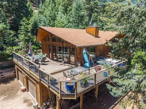 2924 Valley Park Dr, Larkspur, CO 80118