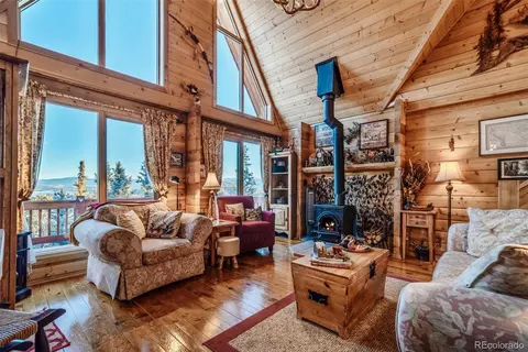 Living - 672 Wampum Ln, Como, CO 80432 photo 5 of 9