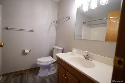 Bath - 68 Jones Rd, Bailey, CO 80421 photo 1 of 2