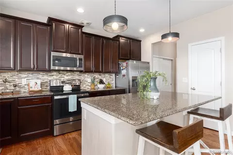 42 N Newcastle Ct, Aurora, CO 80018 photo 11