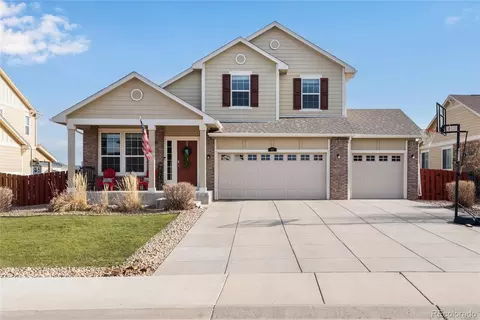 42 N Newcastle Ct, Aurora, CO 80018