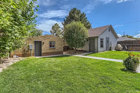 Exterior - 2880 Grape St, Denver, CO 80207 photo 6 of 11