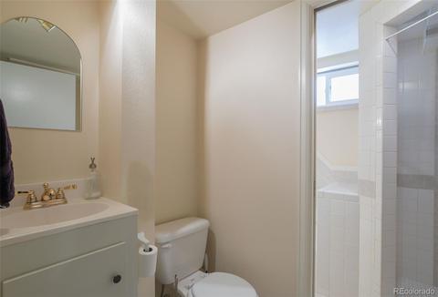 326 E Maplewood Ave, Centennial, CO 80121 photo 28