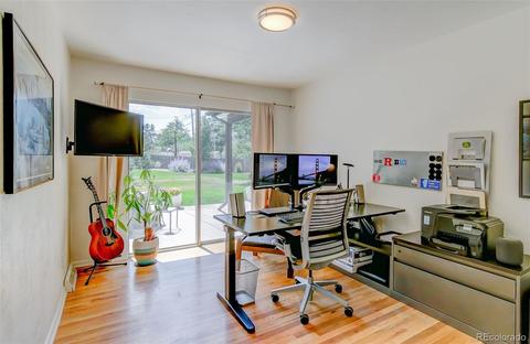 326 E Maplewood Ave, Centennial, CO 80121 photo 10