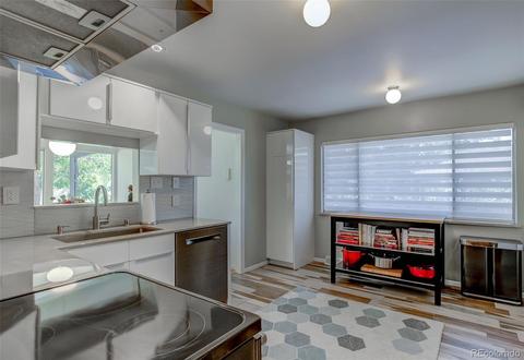 326 E Maplewood Ave, Centennial, CO 80121 photo 14