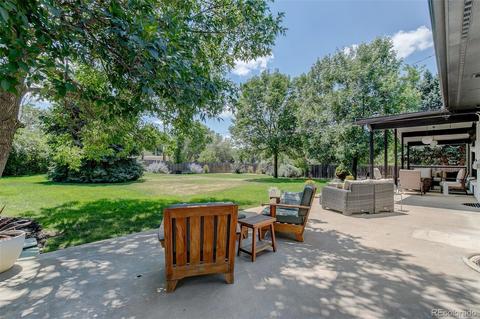 326 E Maplewood Ave, Centennial, CO 80121 photo 2