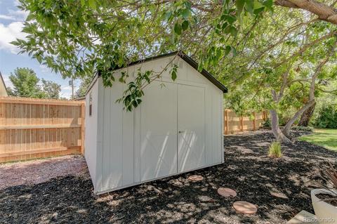 326 E Maplewood Ave, Centennial, CO 80121 photo 3