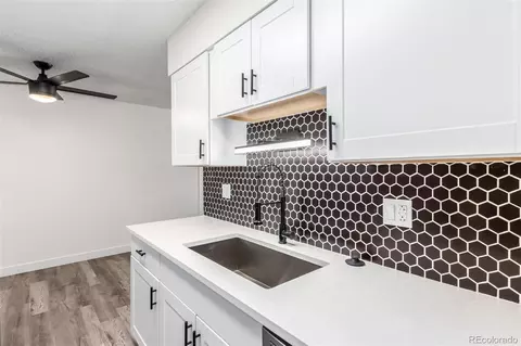 50 E Highline Cir #102, Centennial, CO 80122