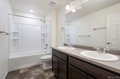 Bath - 10080 Cedar St, Longmont, CO 80504 photo 4 of 5