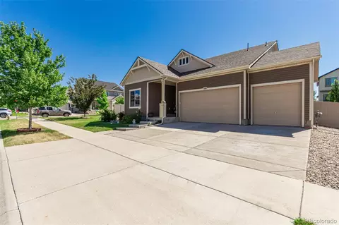 5568 Ceylon St, Denver, CO 80249 photo 2
