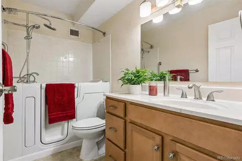Bath - 9625 E Center Ave #5A, Denver, CO 80247 photo 2 of 2
