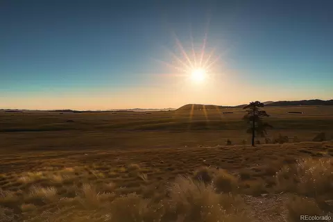 1408 Larimer Dr, Hartsel, CO 80449