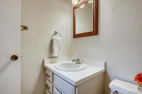 6470 E Bates Ave, Denver, CO 80222 photo 13