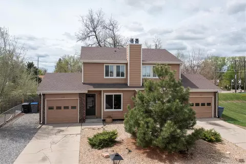 1749-1751 Antero Dr, Longmont, CO 80504