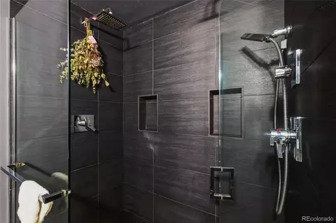 Bath - 6179 Iris Way, Arvada, CO 80004 photo 3 of 3