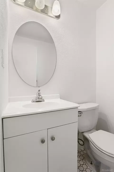 Bath - 3963 W 65th Pl, Arvada, CO 80003 photo 4 of 5
