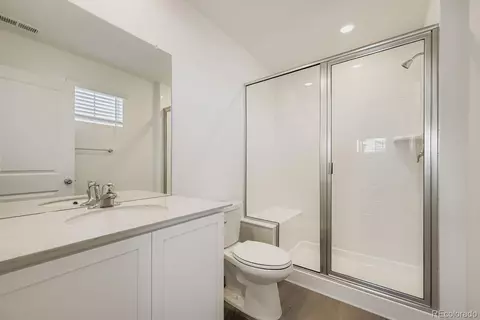 Bath - 2719 E 153rd Ave, Thornton, CO 80602 photo 1 of 2