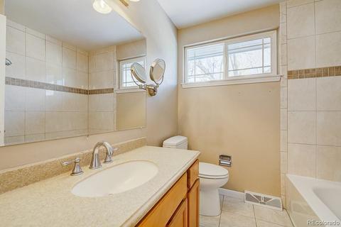 523 E Caley Ave, Centennial, CO 80121 photo 4