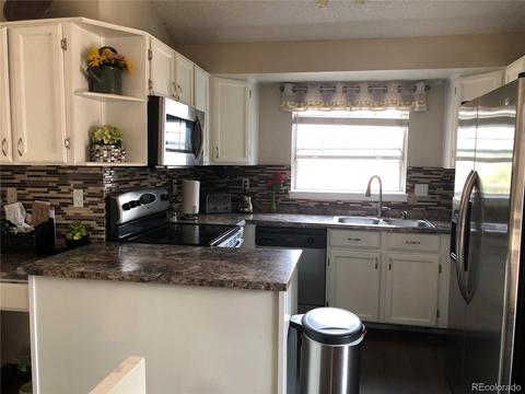 14914 E Scott Pl, Denver, CO 80239 photo 8